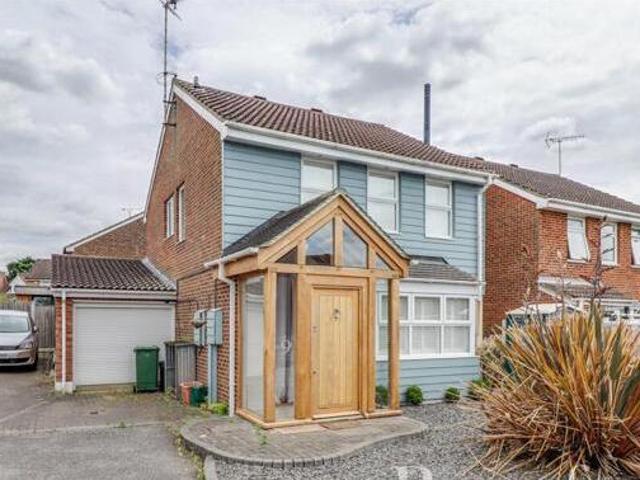 House for sale in Queens Park, Basildon