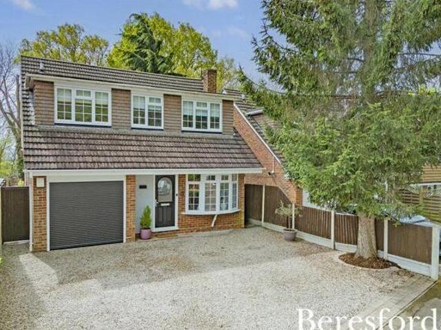 House for sale in Sunnymede, Basildon