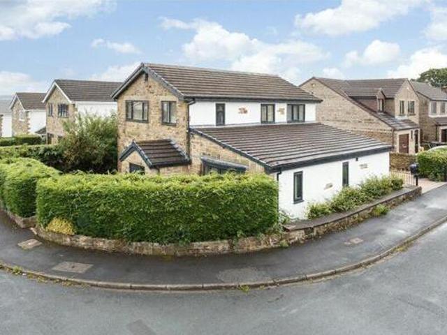 House for sale in Bingley, West Yorkshire