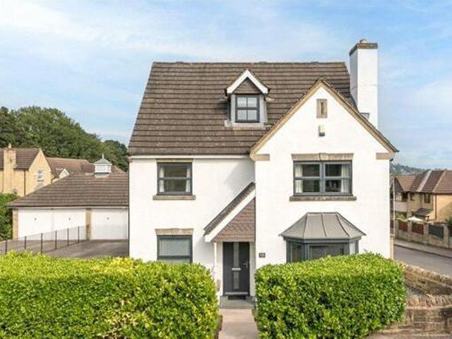 House for sale in Bingley, West Yorkshire