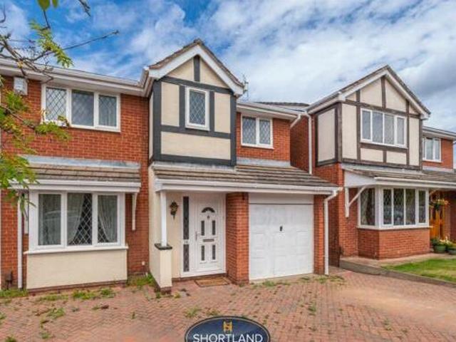 House for sale in Clifford Park, West Midlands