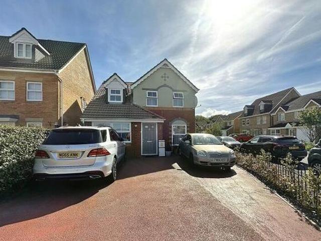 House for sale in Lyons, Greater London