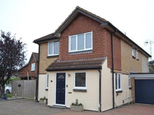 House for sale in Lyons, Greater London