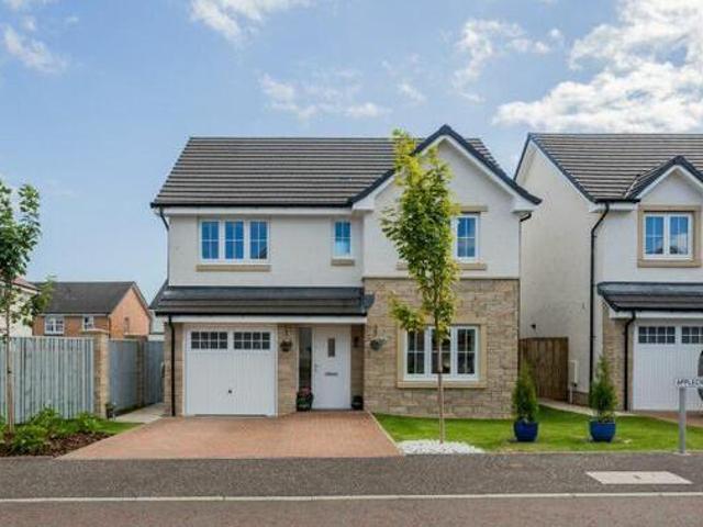 House for sale in Bishopton, Scotland
