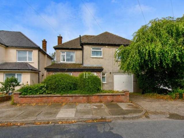Farm for sale in Cyncoed, Wales