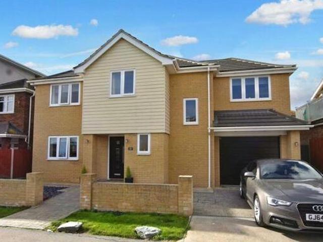 House for sale in Canvey Island