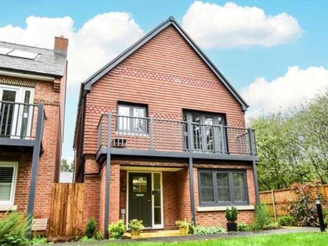 House for sale in Bourne End, Buckinghamshire