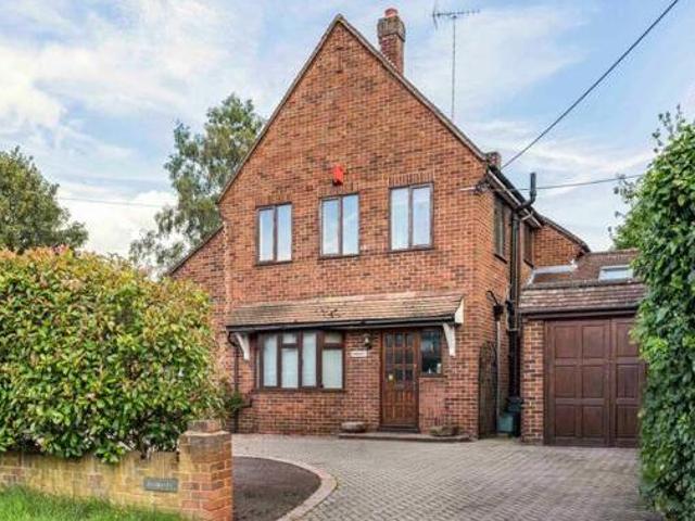 House for sale in Wooburn, Bourne End