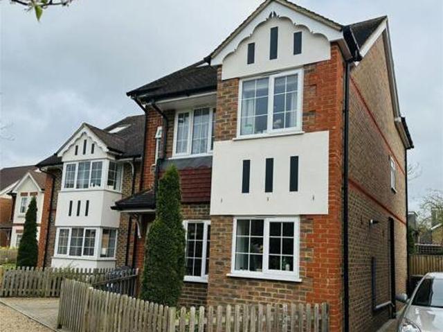 House for sale in Bourne End, Buckinghamshire