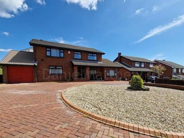 House for sale in Mid Glamorgan, Cymru / Wales