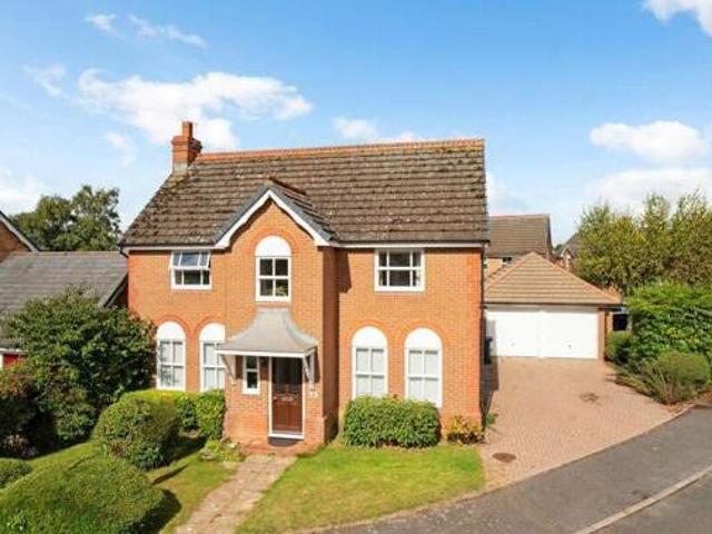 House for sale in Radstone Fields, Brackley
