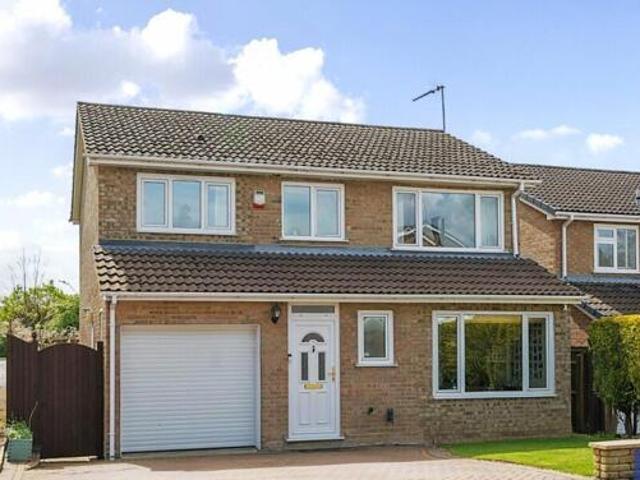 House for sale in Brackley, West Northamptonshire