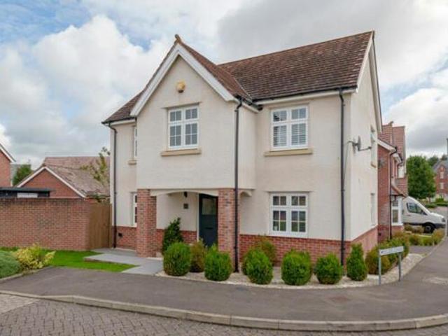 House for sale in Bracknell