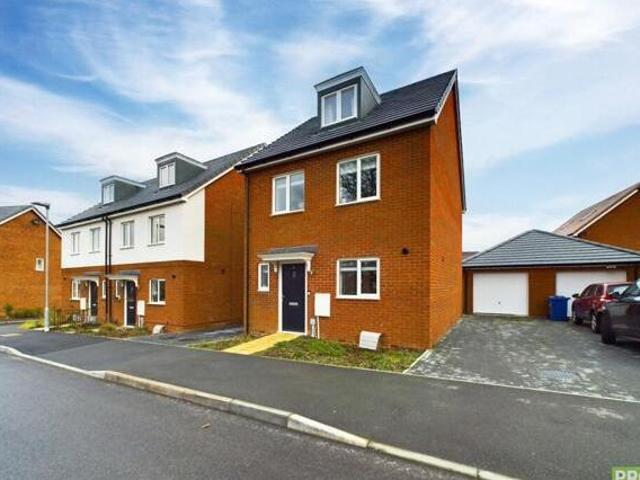House for sale in Bracknell