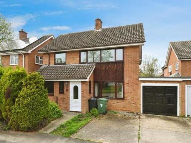 House for sale in Chipping Hill, Essex