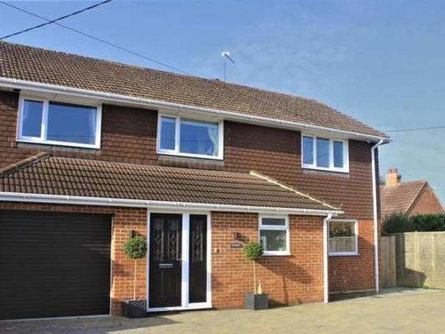 House for sale in Hampshire