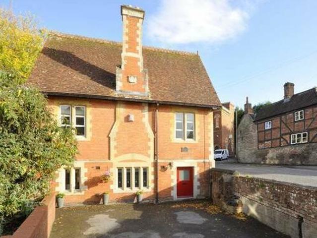 House for rent in Wiltshire
