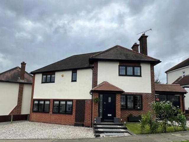 House for sale in Brook Street, Navestock Side