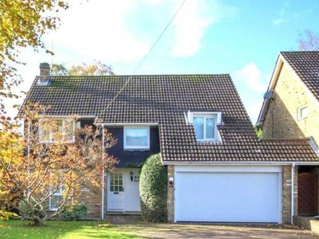 House for sale in Hutton, Navestock Side
