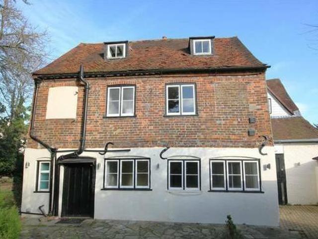 House for rent in Lyons, Greater London