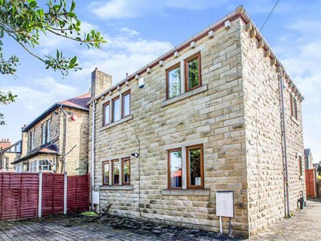 House for sale in Hove Edge, Brighouse