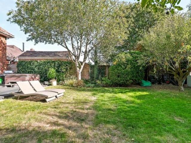 Farm for sale in Eaton Rise, Norwich