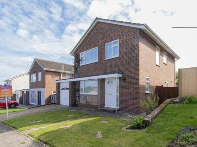 House for sale in Dumpton Gap, Acol