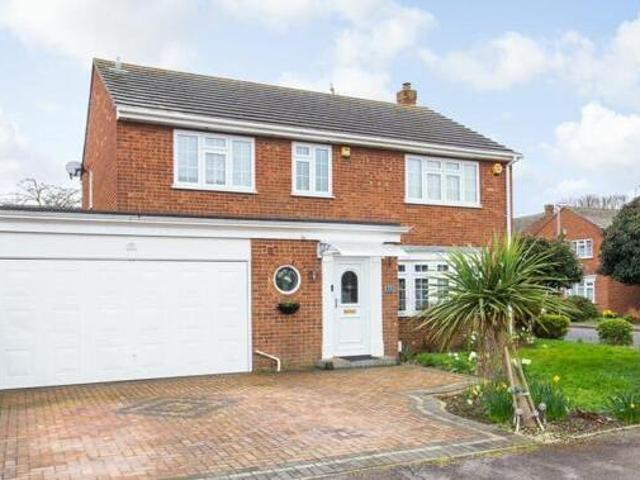 House for sale in Dumpton, Acol