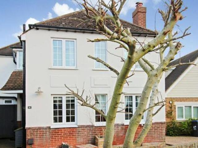 House for sale in Dumpton, Acol