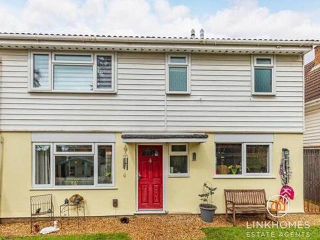House for sale in Broadstone