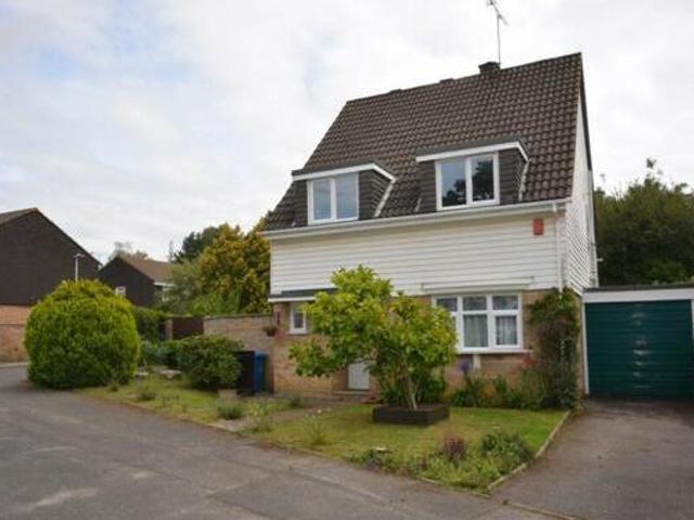House for sale in Broadstone
