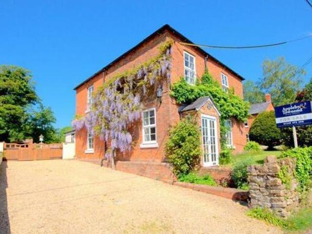 House for sale in Devizes, Wiltshire