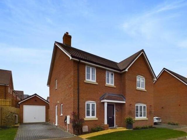 House for sale in Buckingham, Buckinghamshire