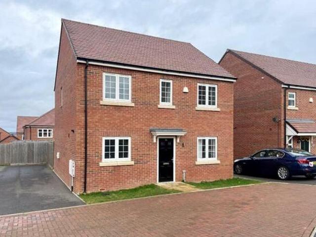 House for sale in Northampton, Northamptonshire