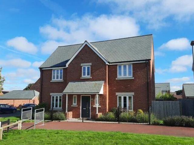 House for sale in Yeovil, Somerset