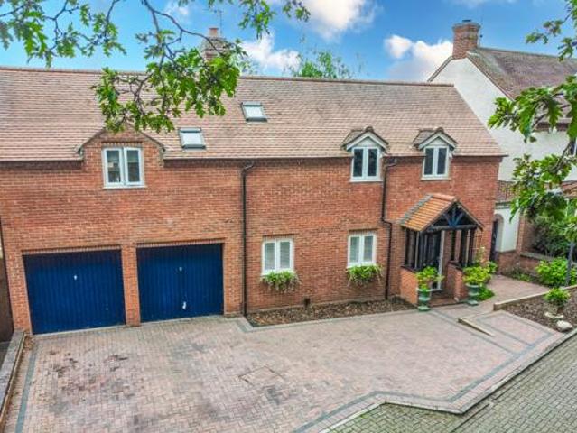 House for sale in Hinckley, Hinckley and Bosworth