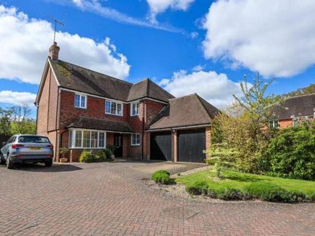 House for sale in Perryfields, West Sussex