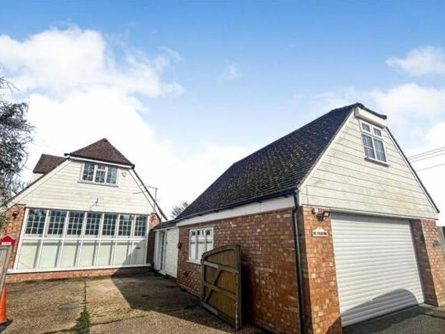 House for sale in Lyons, Greater London