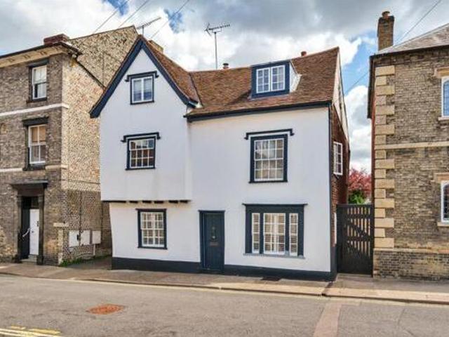 House for sale in Lyons, Greater London