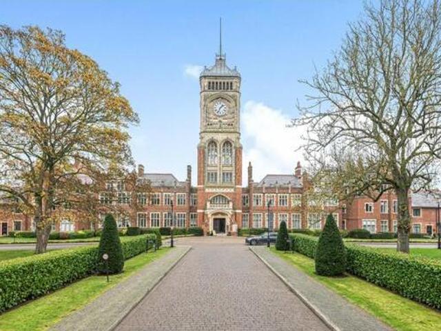 House for sale in Bushey, Hertsmere