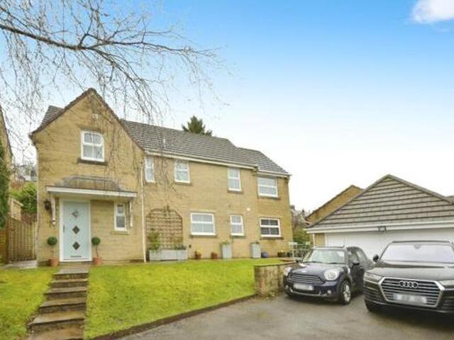 House for sale in Charlesworth, East Midlands