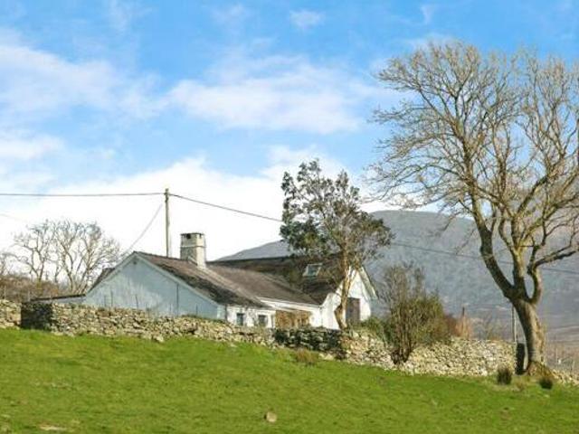 House for sale in Caernarfon, Wales