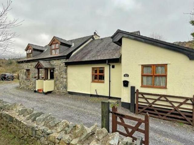 House for sale in Caernarfon, Wales