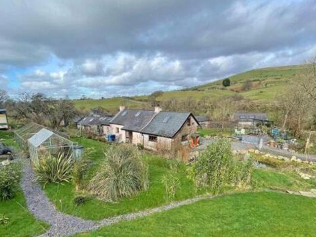 House for sale in Caernarfon, Wales