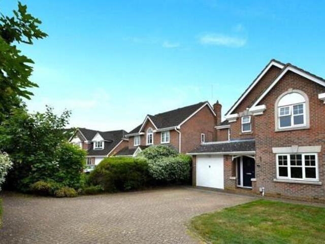 House for sale in Old Dean, Heol-las