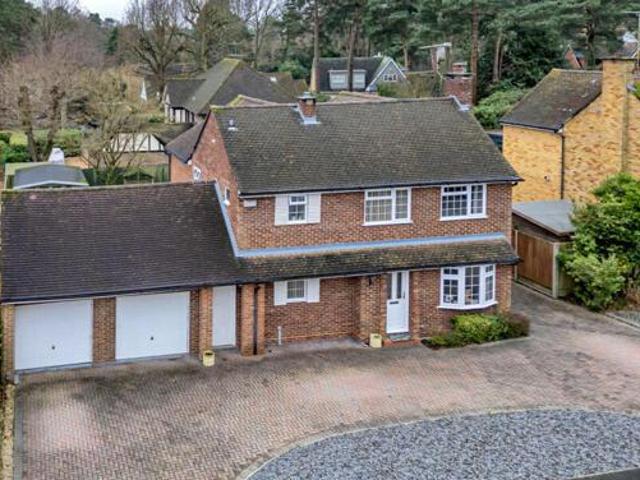 House for sale in Heatherside, Heol-las