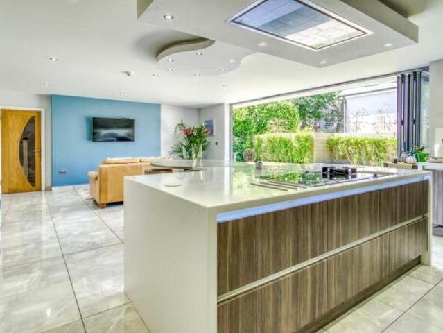 Farm for sale in Canford Cliffs, Poole