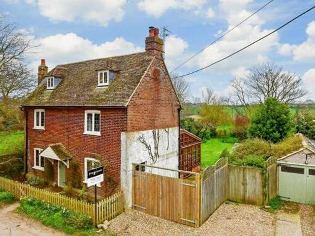 House for sale in The Bridge, Kent