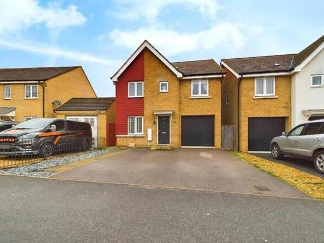 House for sale in Hampton Green, Cambridgeshire