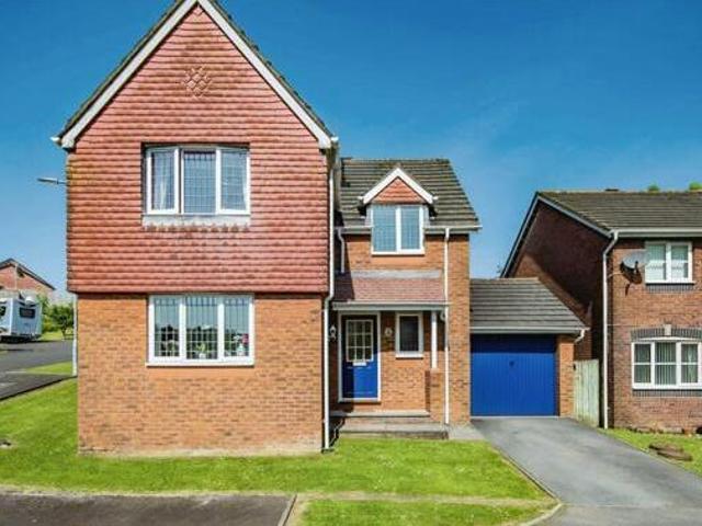 House for sale in Carmarthen, Wales